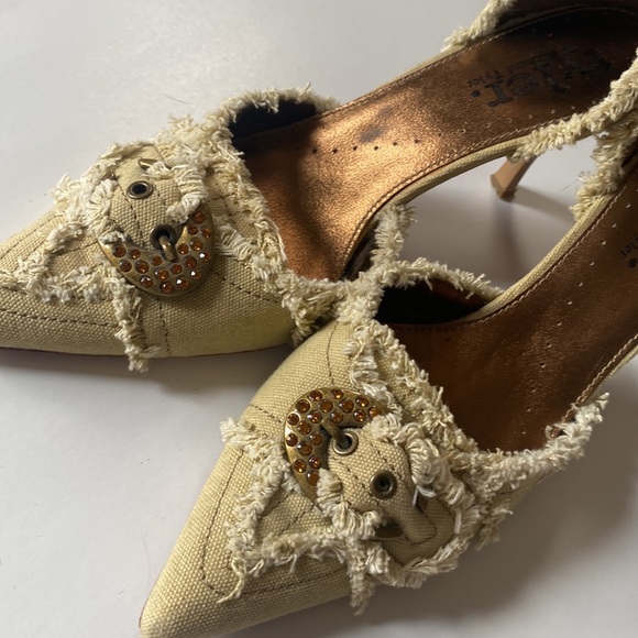 Richard Tyler shoes - Picture 12 of 16